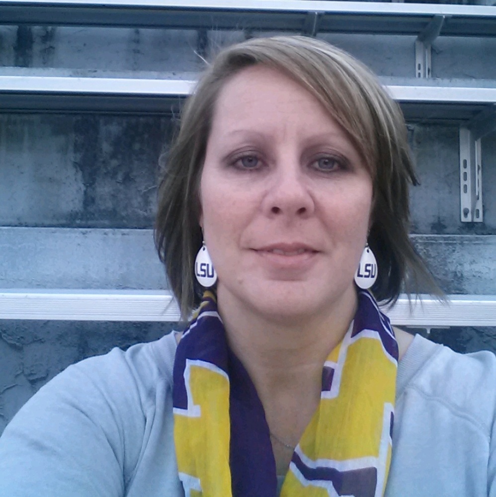 Meet your Posher, Angela